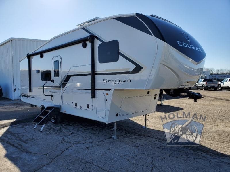 Holman RV Sustains Family-Owned RV Sales and Service in Batavia, Ohio Since 1971